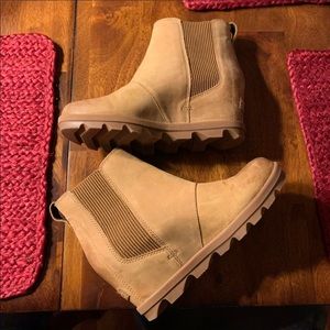Sorel Wedges